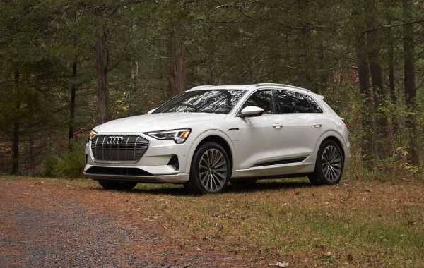 Новинки-2020. Тест электрокроссовера Audi E-Tron